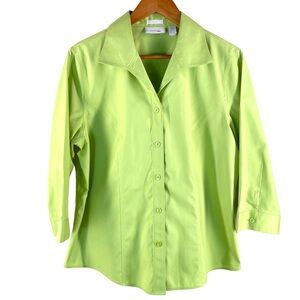 Chico's Lime Green 3/4 Sleeve Button Down V-Neck Fitted Button Down in Chico's 2